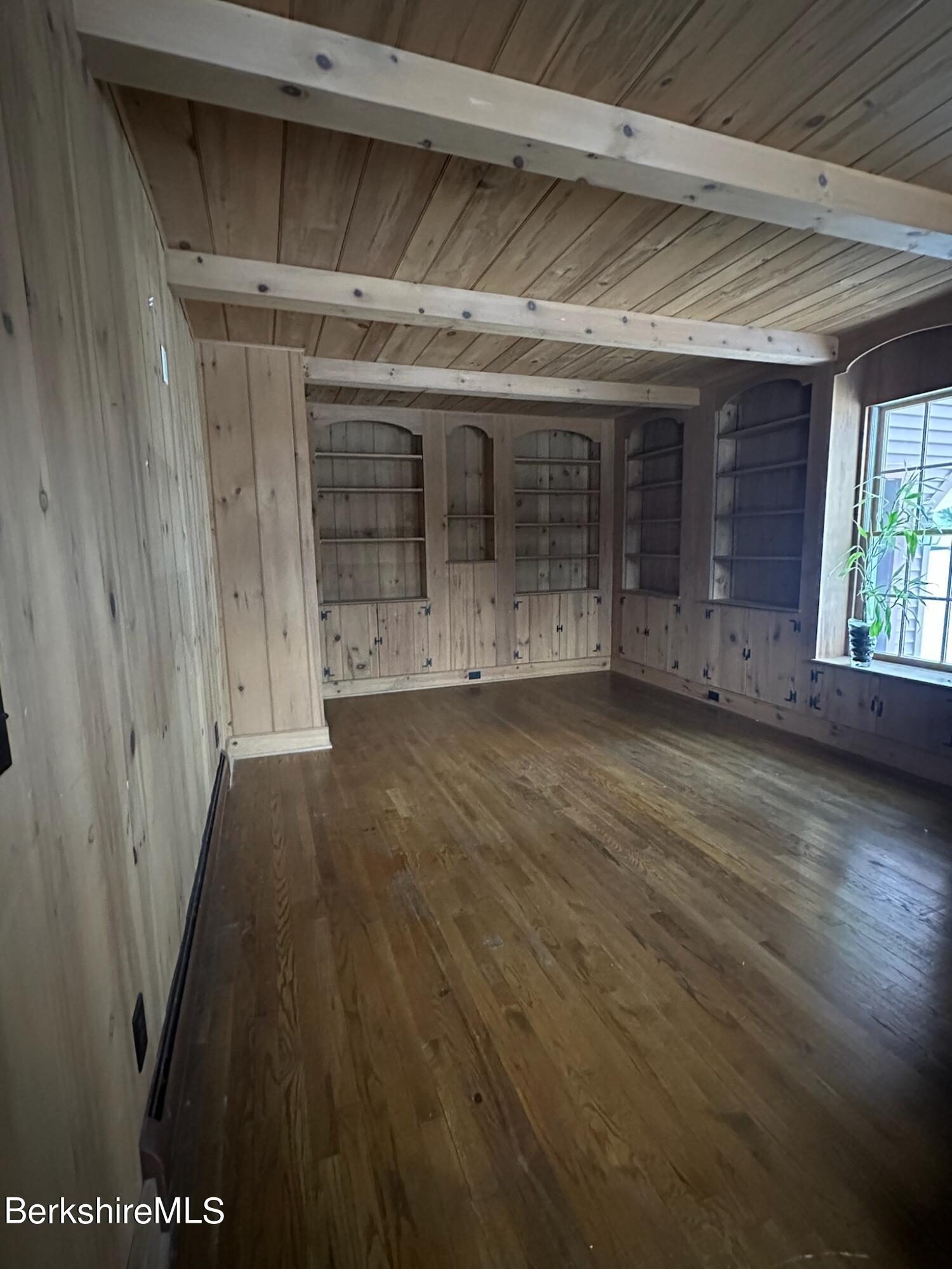 1172 Bluestone Road Bennington, VT 05201 - Photo 20 of 52 a view of an entrance of the house