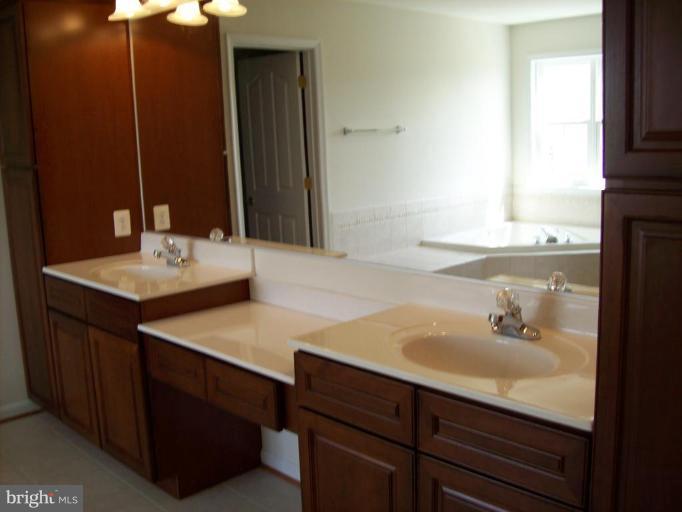 2501 Bollinger Mill Road Finksburg, MD 21048 - Photo 19 of 30 Master Bath