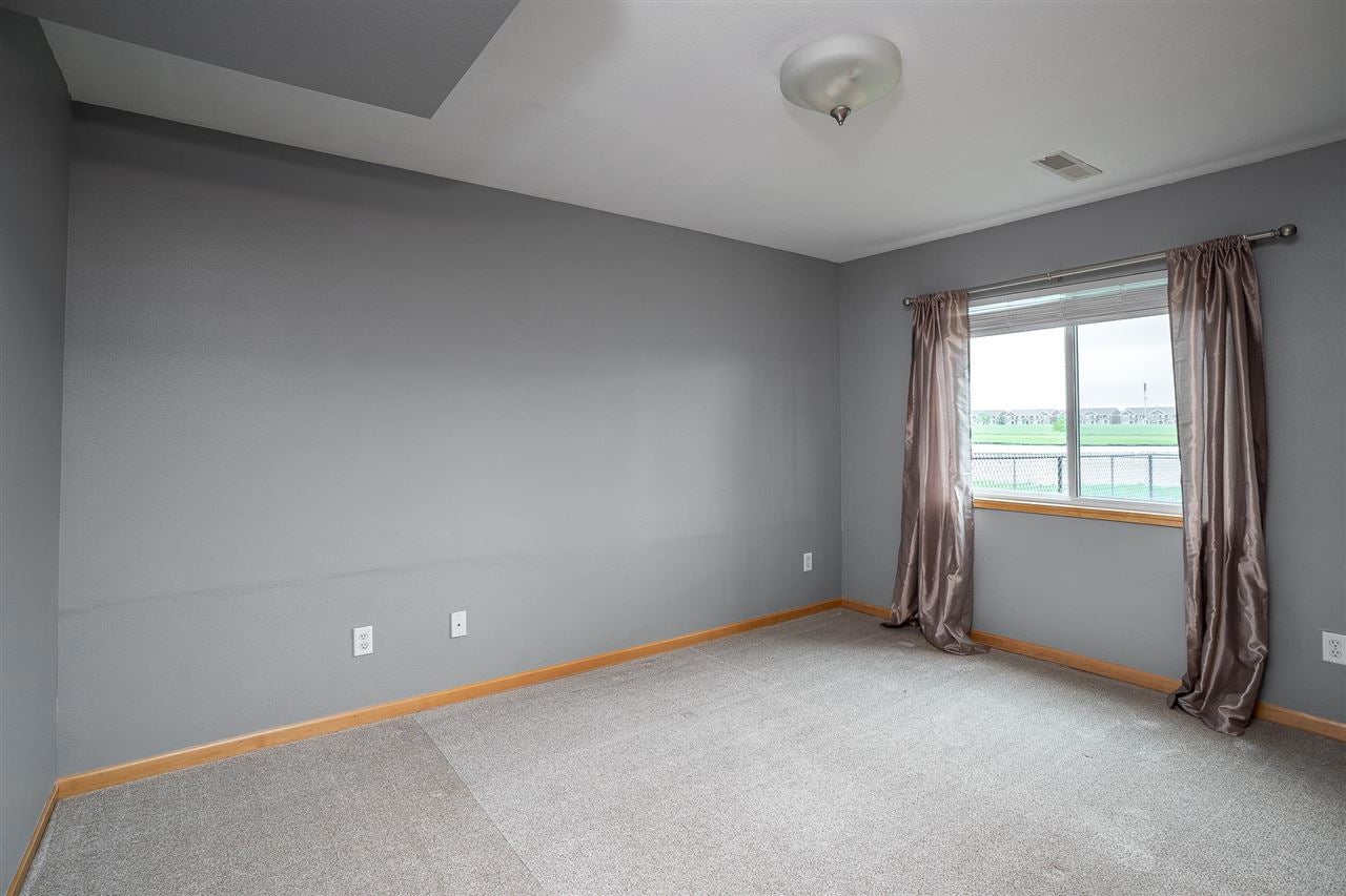 262 South Park Ridge Road North Liberty, IA 52317 - Photo 20 of 22 Gallery Image 20