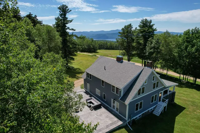 $995,000 | 620 Poole Hill Road, Bristol, NH 03222