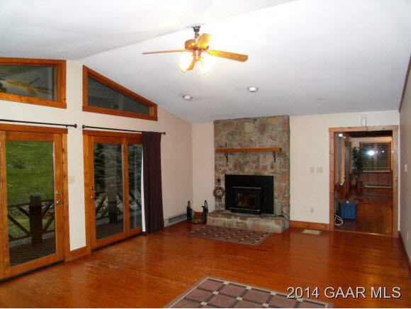 287 Humbert Road Crimora, VA 24431 - Photo 12 of 35 Gallery Image 12