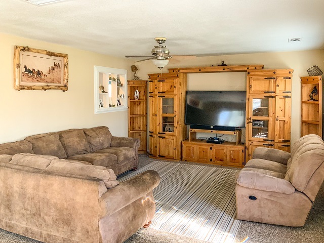 291 Valley Road Bishop, CA 93514 - Photo 3 of 20