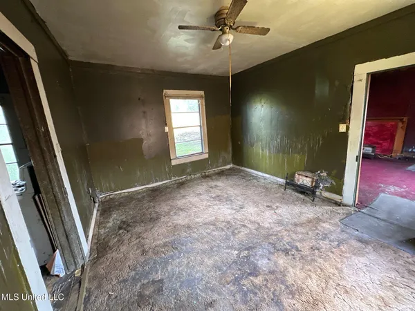 $11,900 | 1002 Howard Street, Vicksburg, MS 39183