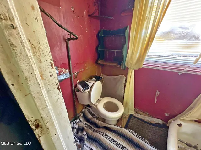 $16,900 | 1002 Howard Street, Vicksburg, MS 39183