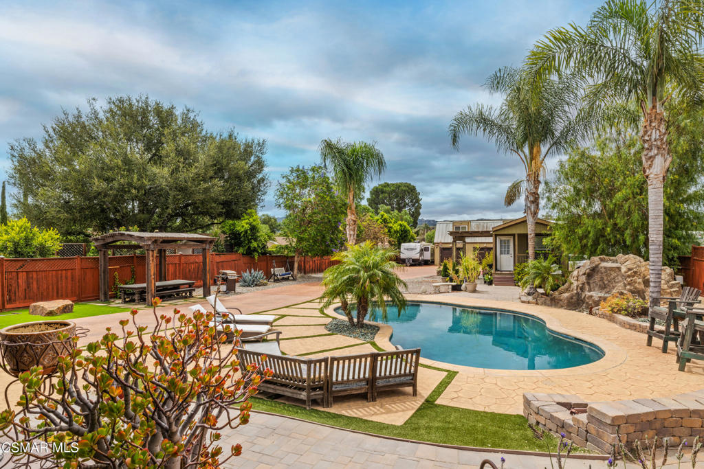 5060 Alta Street Simi Valley, CA 93063 - Photo 11 of 24