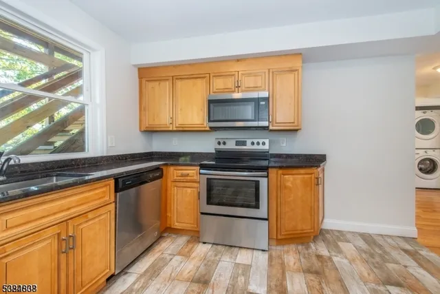 $2,850 | 15 Olyphant Place, Unit 2, Morristown, NJ 07960