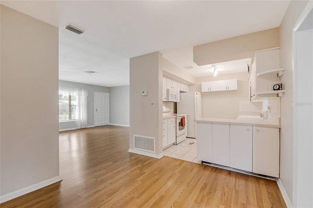 627 Vandenberg Street Altamonte Springs, FL 32701 - Photo 22 of 43
