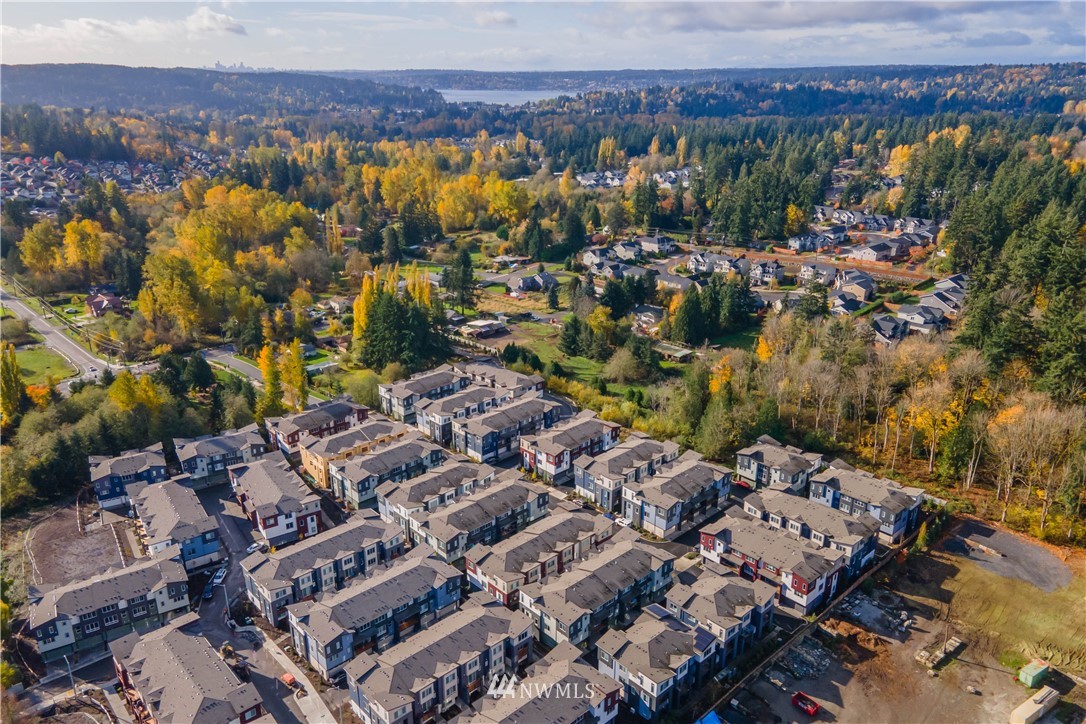 606 237th Street Southeast, Unit C Bothell, WA 98021 - Photo 24 of 27 an aerial view of multiple house