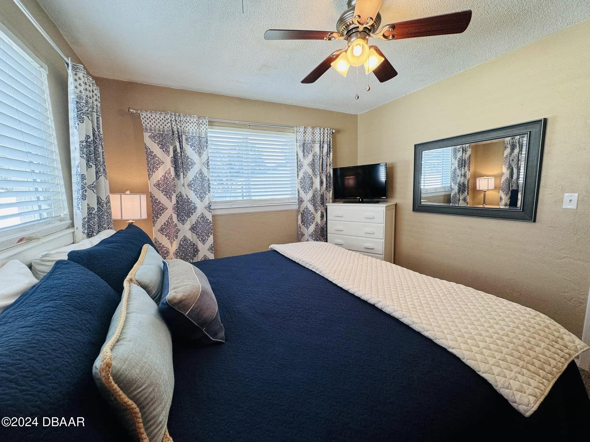 12 Berkley Road Ormond Beach, FL 32176 - Photo 25 of 44 guest room