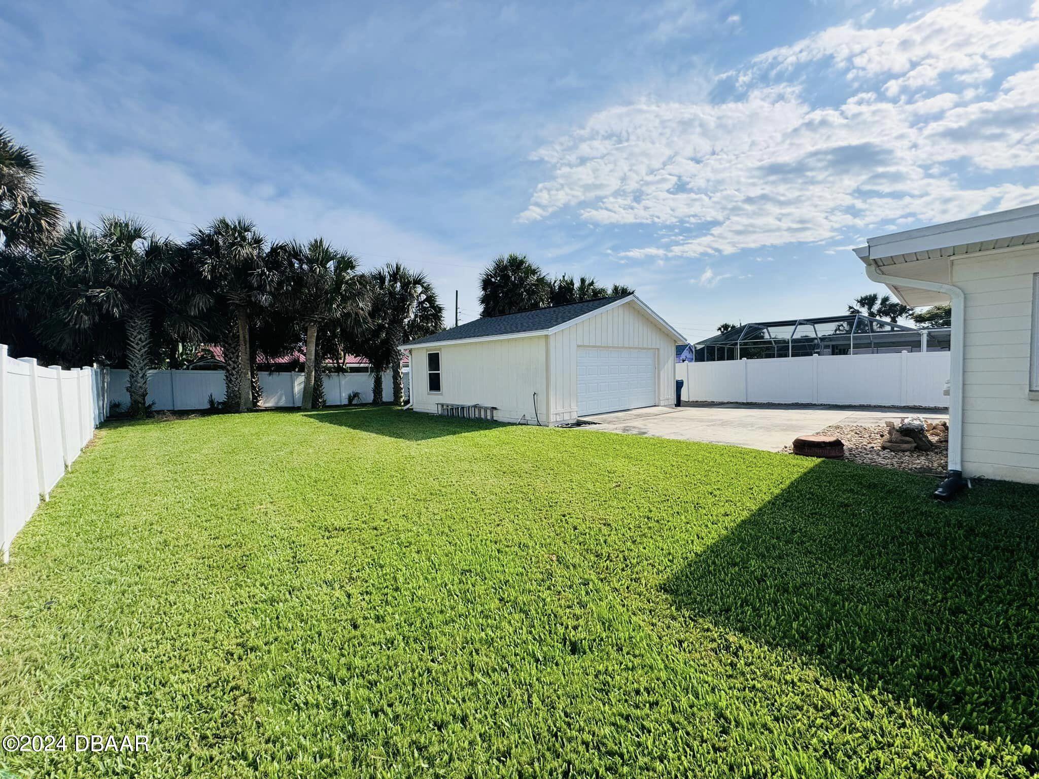 12 Berkley Road Ormond Beach, FL 32176 - Photo 32 of 44 large yard