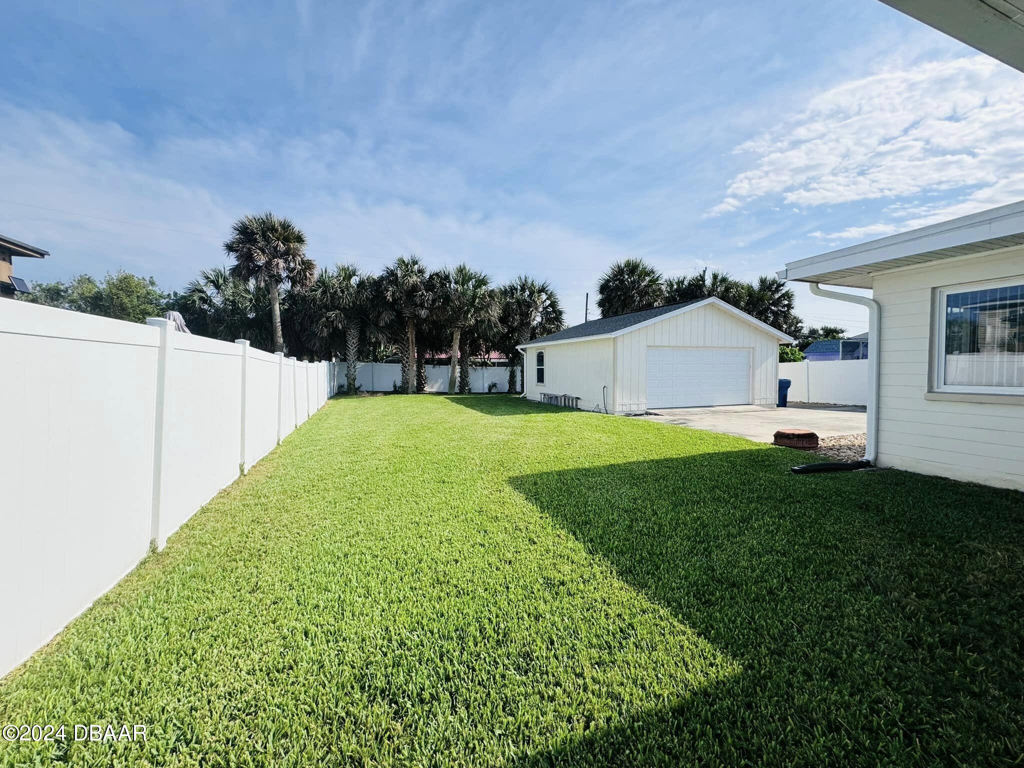 12 Berkley Road Ormond Beach, FL 32176 - Photo 33 of 44 great garage
