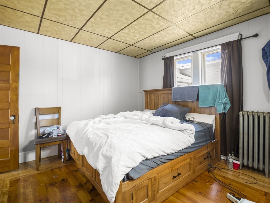 8 Douglas Street Worcester, MA 01603 - Photo 32 of 42