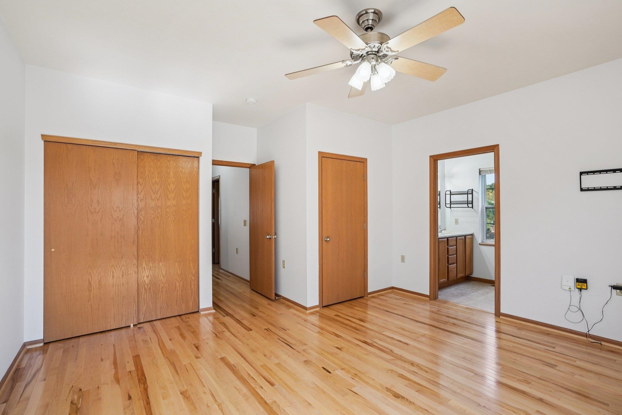 4025 Maple Grove Drive Madison, WI 53719 - Photo 17 of 33