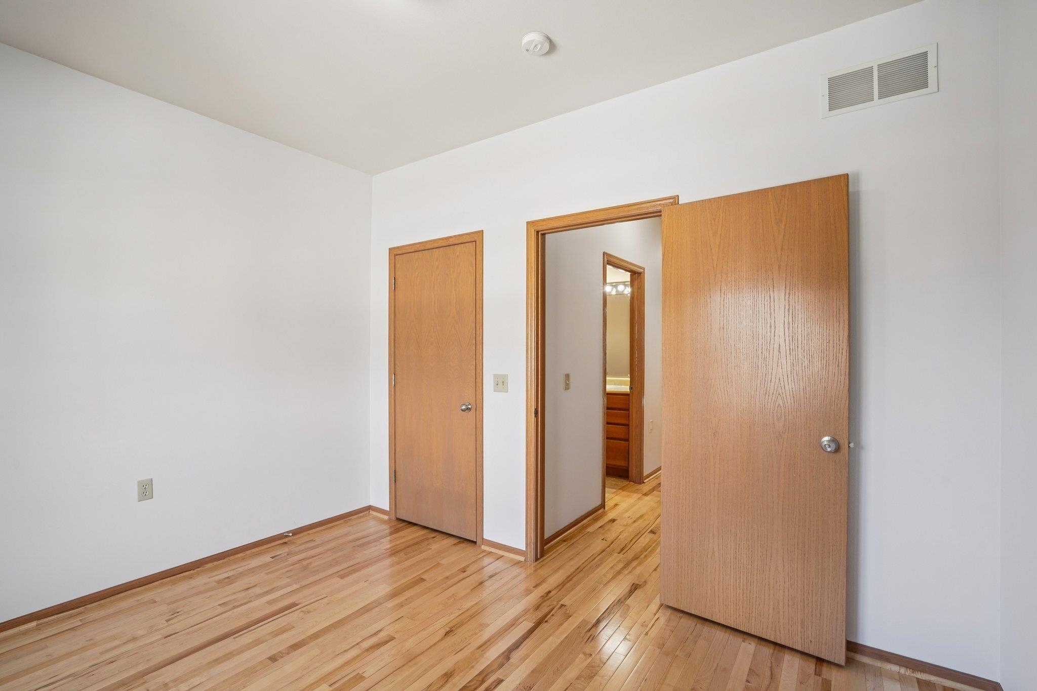 4025 Maple Grove Drive Madison, WI 53719 - Photo 21 of 33