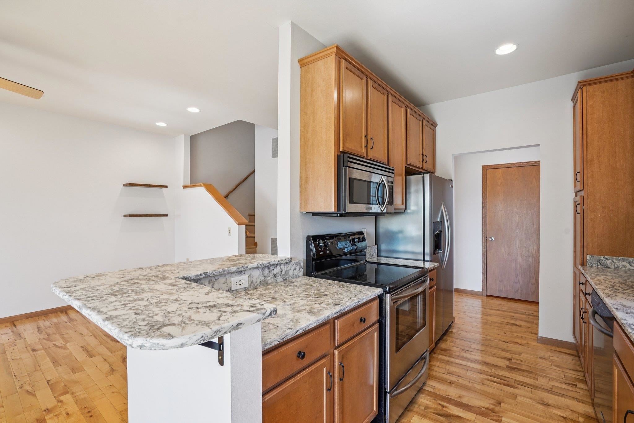 4025 Maple Grove Drive Madison, WI 53719 - Photo 10 of 33