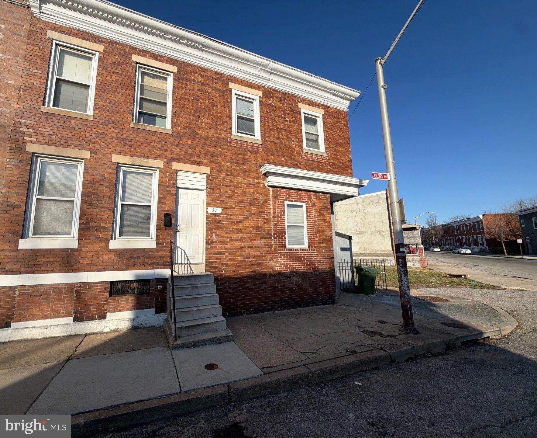 33 South Calverton Road Baltimore, MD 21223 - Photo 1 of 26