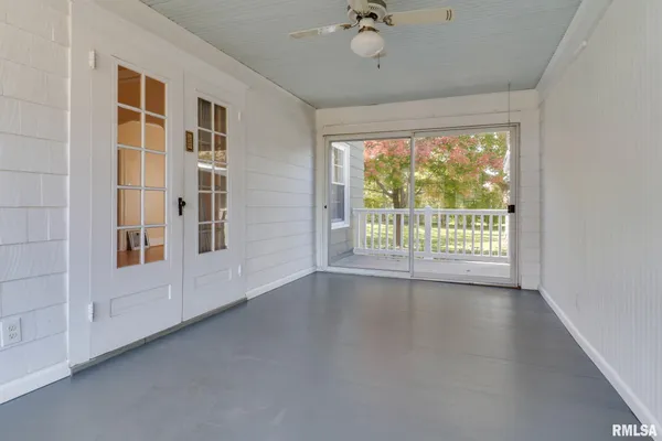 $219,900 | 303 Harris Street, Delavan, IL 61734