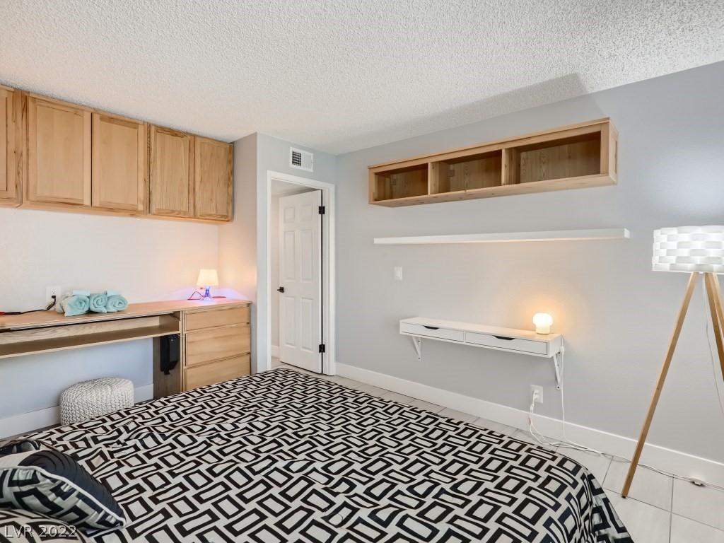 4189 Newcastle Road Las Vegas, NV 89103 - Photo 12 of 28 Gallery Image 12