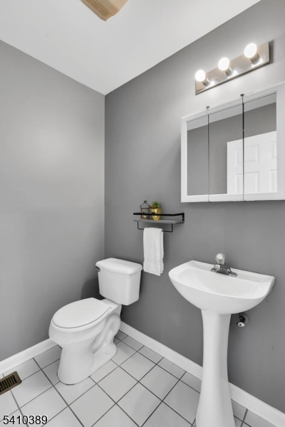 450 Vanderveer Road Bridgewater, NJ 08807 - Photo 20 of 48