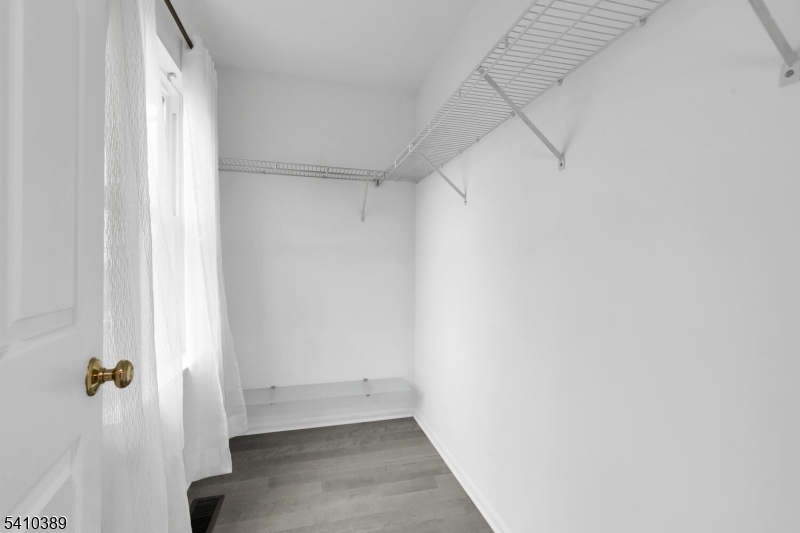 450 Vanderveer Road Bridgewater, NJ 08807 - Photo 31 of 48