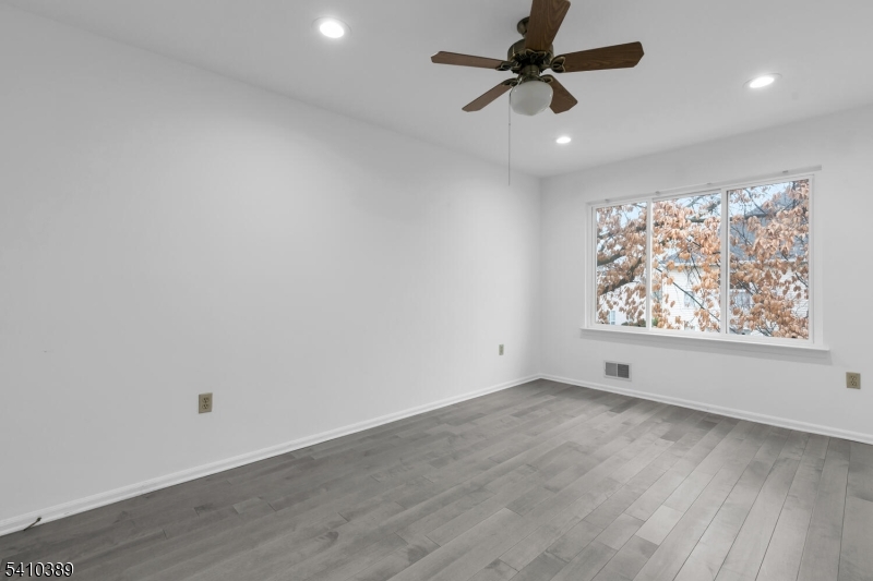 450 Vanderveer Road Bridgewater, NJ 08807 - Photo 32 of 48
