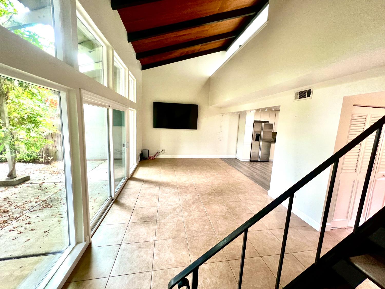 3215 Bermuda Avenue, Unit 7 Davis, CA 95616 - Photo 9 of 61 Gallery Image 9