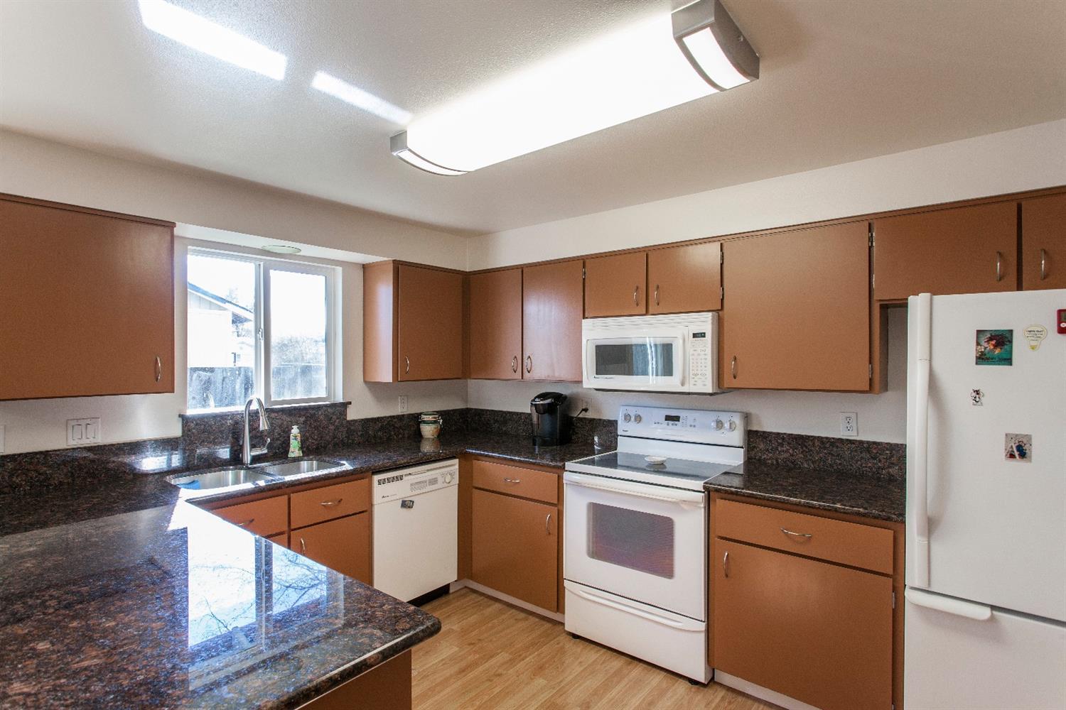 730 Chestnut Street Central Point, OR 97502 - Photo 12 of 23 Additional Photo