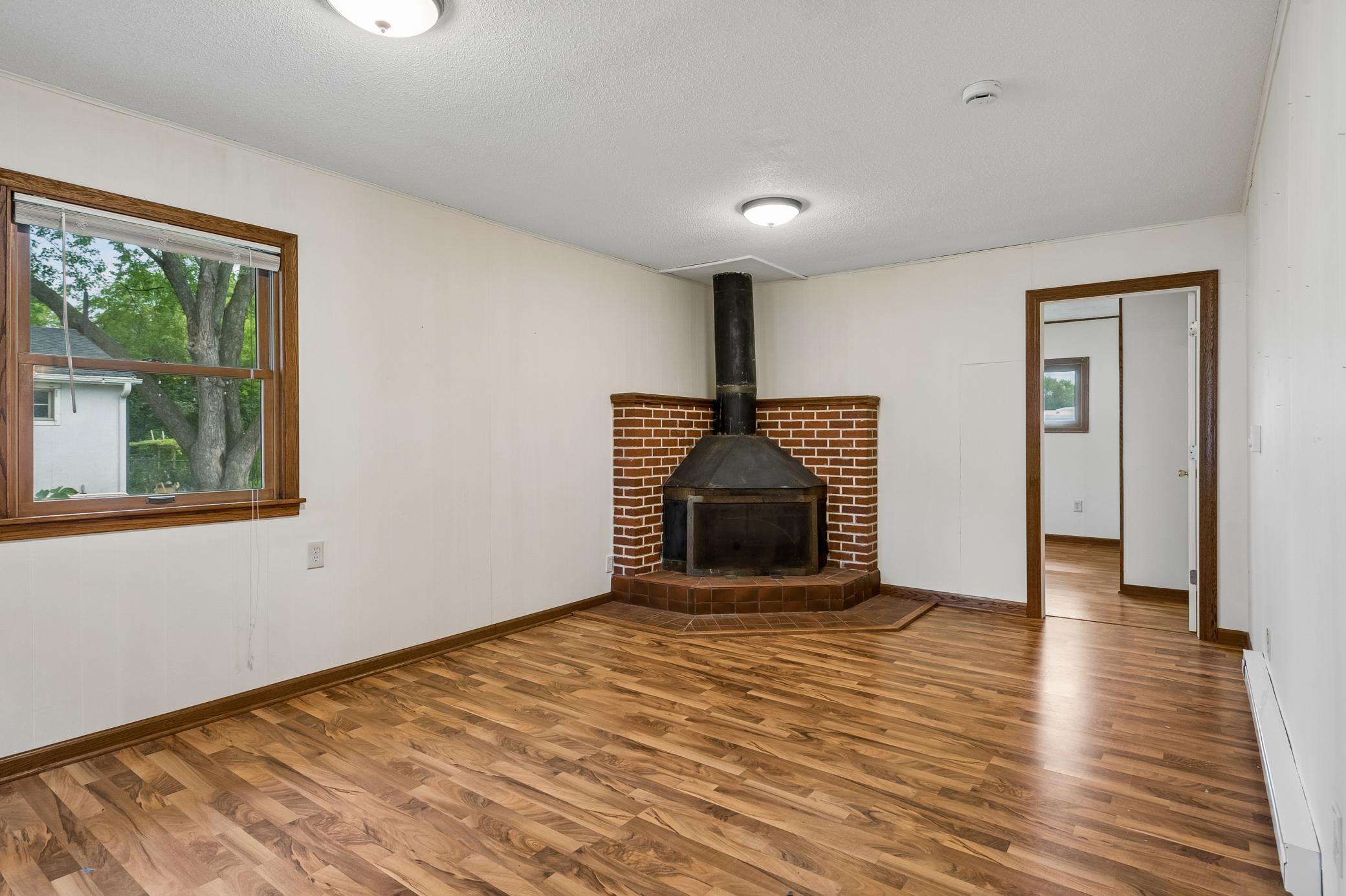 2267 Mohawk Road North St. Paul, MN 55109 - Photo 15 of 40 Gallery Image 15