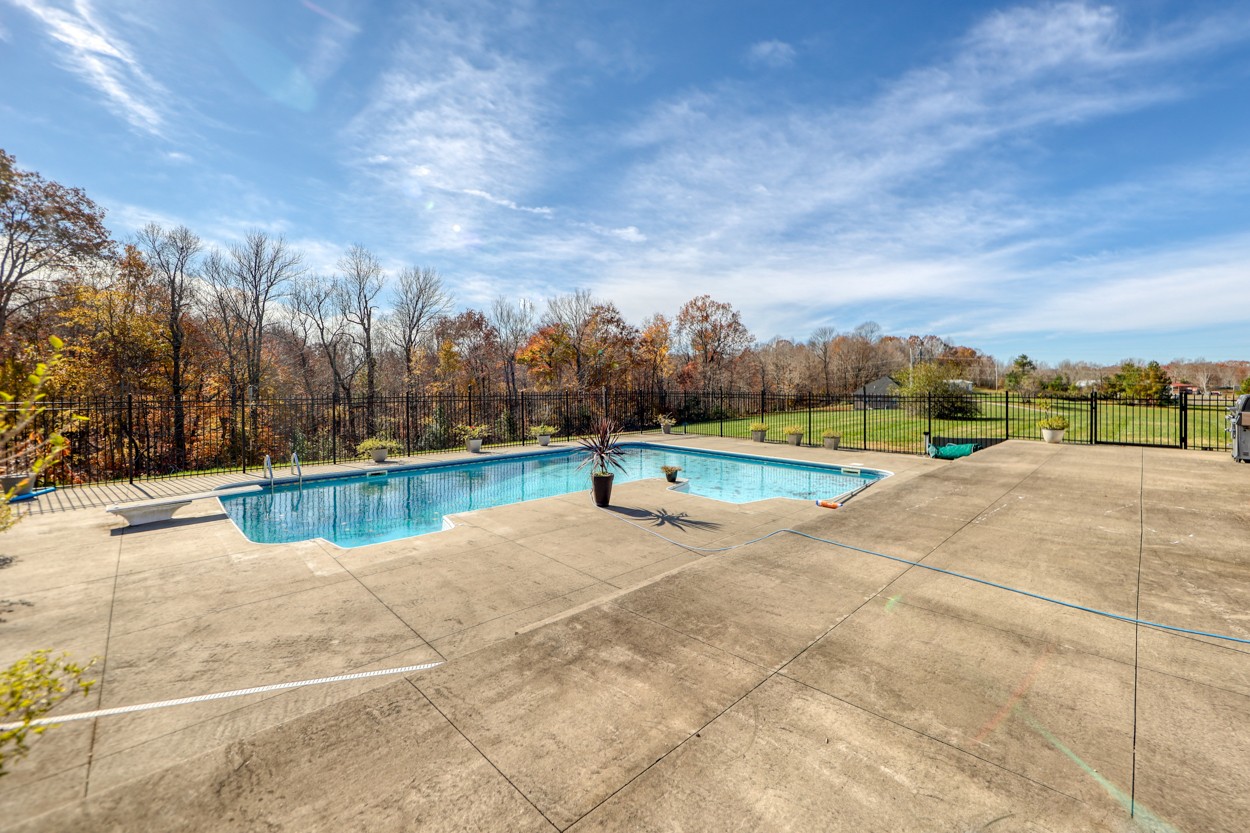 655 Hillview Road North Dickson, TN 37055 - Photo 50 of 68 Gallery Image 50