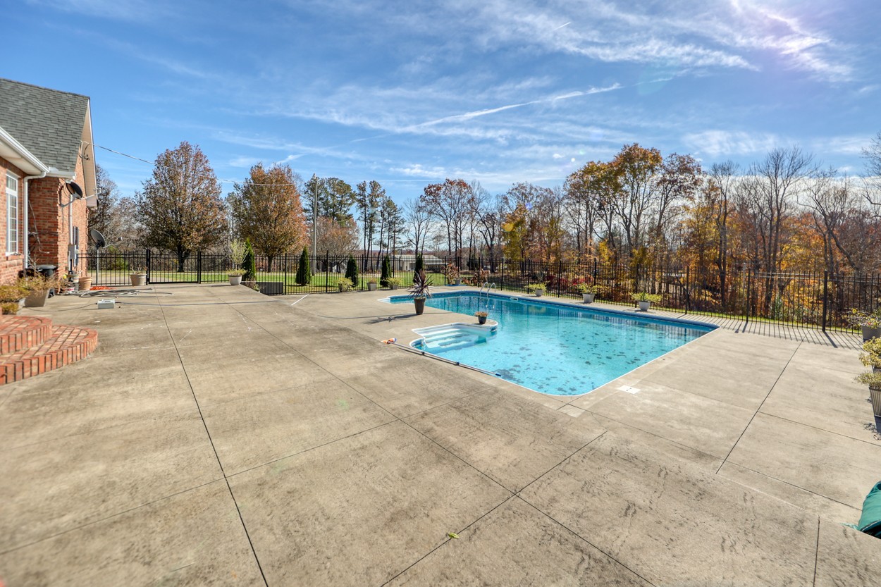 655 Hillview Road North Dickson, TN 37055 - Photo 51 of 68 Gallery Image 51