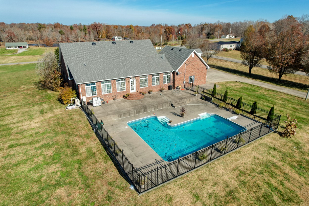 655 Hillview Road North Dickson, TN 37055 - Photo 58 of 68 Gallery Image 58