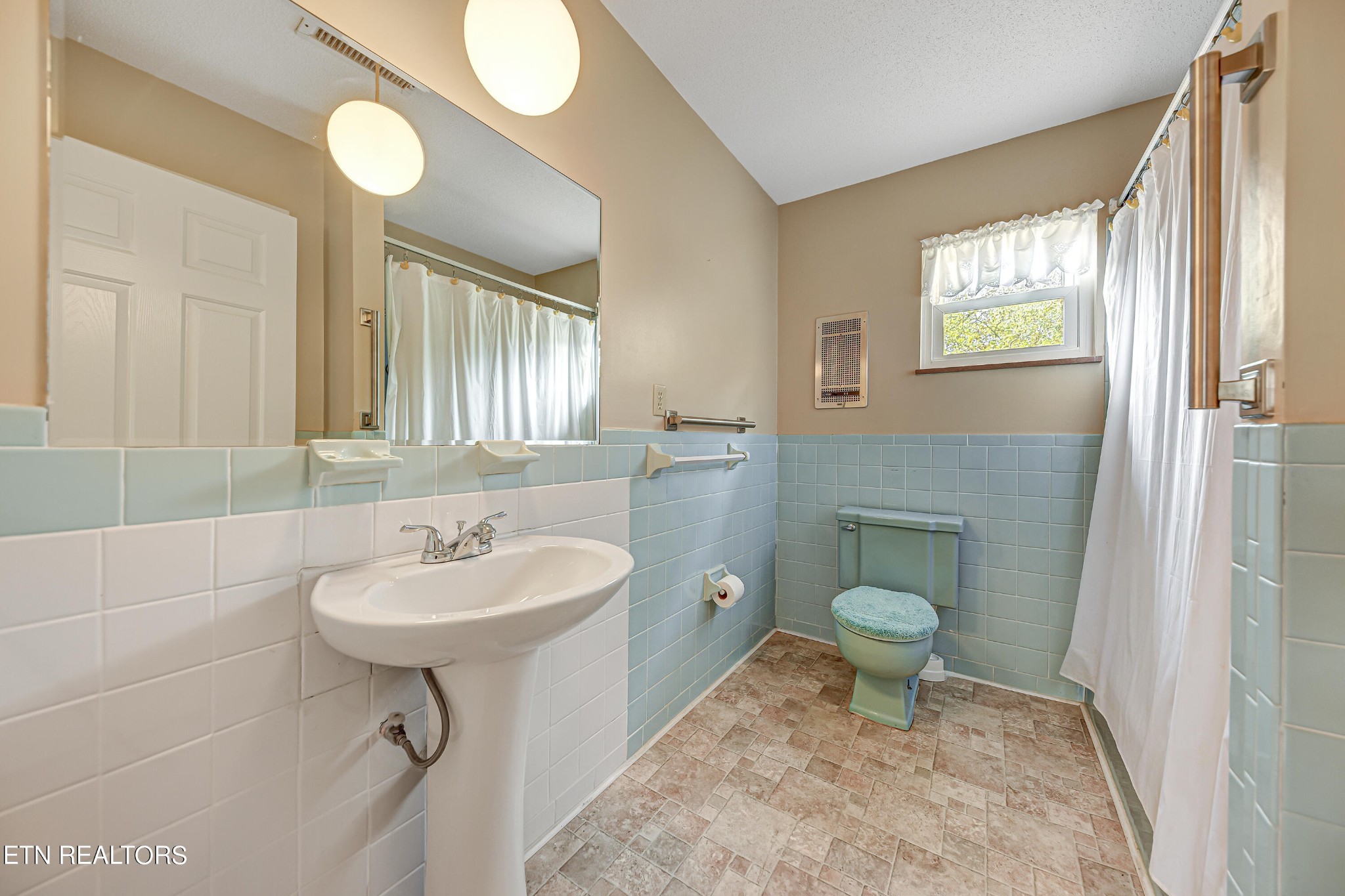 3021 Beech Road Louisville, TN 37777 - Photo 13 of 23 Gallery Image 13