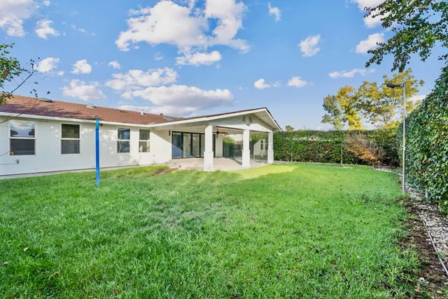 $539,000 | 1938 Taylor Avenue, Newman, CA 95360