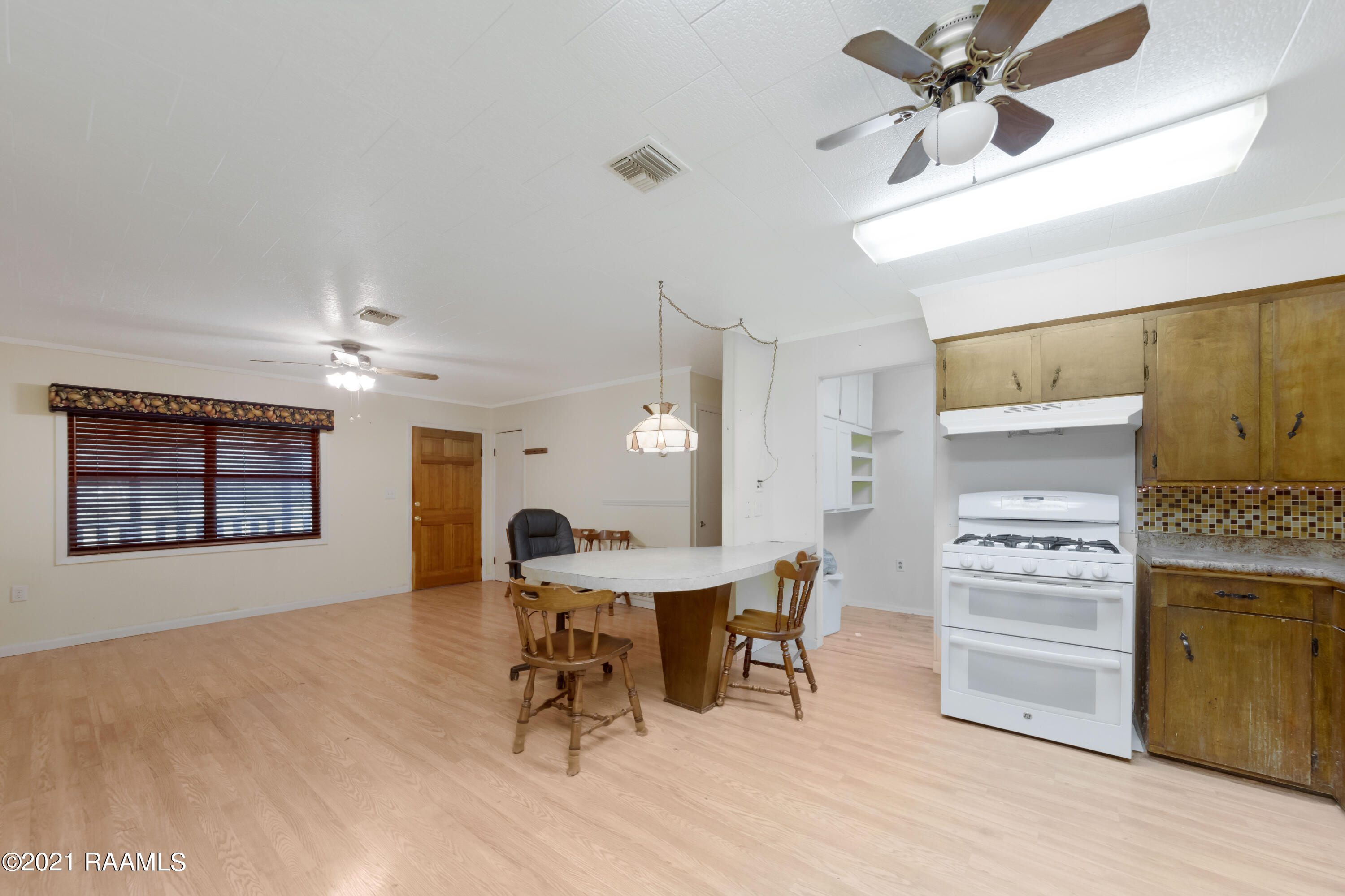 1214 Birdsong Road Lafayette, LA 70507 - Photo 23 of 48 1214Birdsong-29