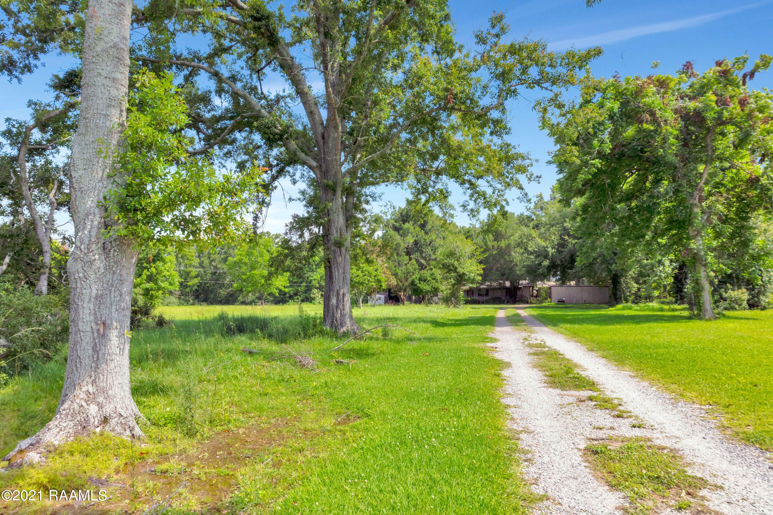 1214 Birdsong Road Lafayette, LA 70507 - Photo 9 of 48 1214Birdsong-18