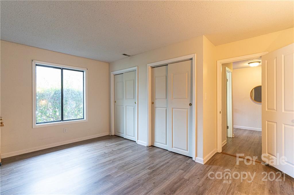 6701 Thermal Road Charlotte, NC 28211 - Photo 14 of 31 Gallery Image 14