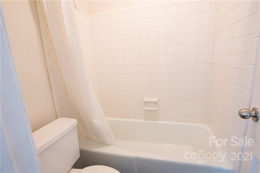 6701 Thermal Road Charlotte, NC 28211 - Photo 18 of 31 Gallery Image 18