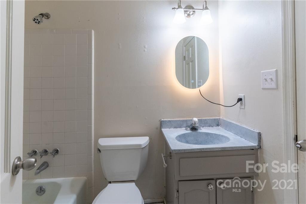 6701 Thermal Road Charlotte, NC 28211 - Photo 19 of 31 Gallery Image 19