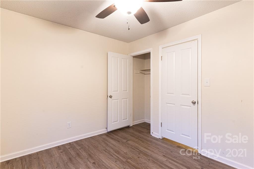6701 Thermal Road Charlotte, NC 28211 - Photo 26 of 31 Gallery Image 26