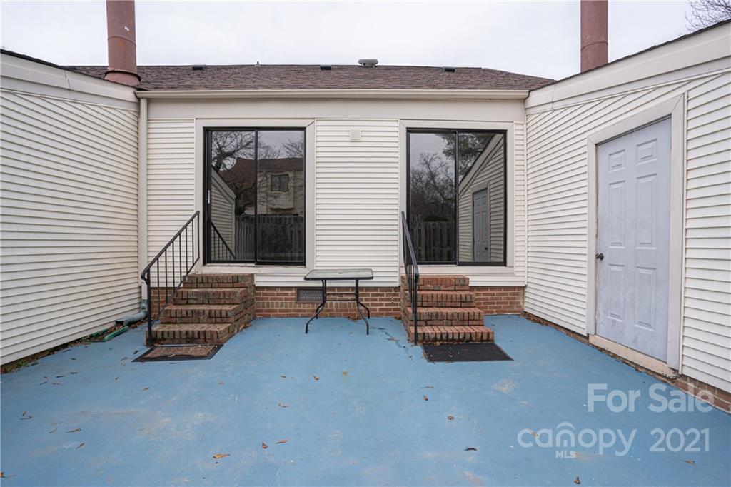 6701 Thermal Road Charlotte, NC 28211 - Photo 29 of 31 Gallery Image 29