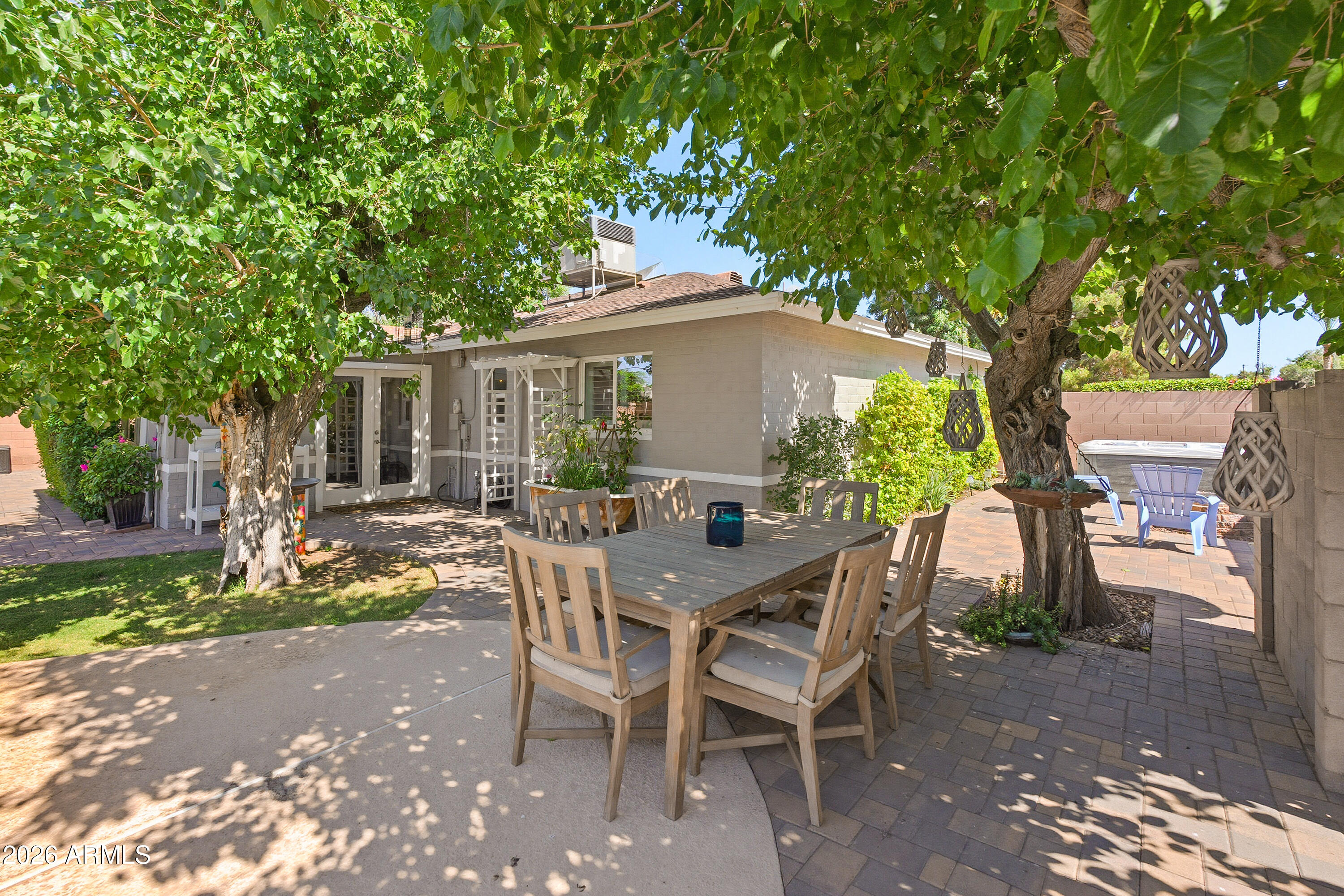 1603 West Rovey Avenue Phoenix, AZ 85015 - Photo 30 of 39 Al Fresco Dining Under the Stars