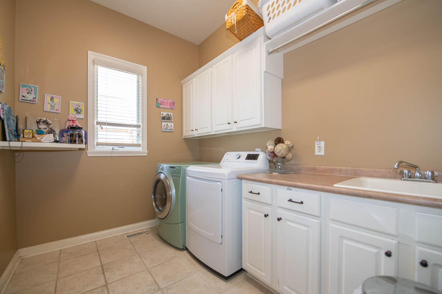 11536 Glen Ridge Circle Fishers, IN 46037 - Photo 13 of 33 Gallery Image 13