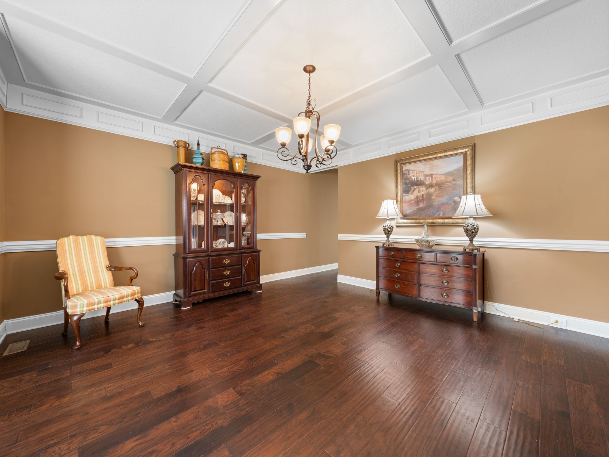 650 Dixie Bee Road Clarksville, TN 37043 - Photo 18 of 42 a view of a room with wooden floor and furniture