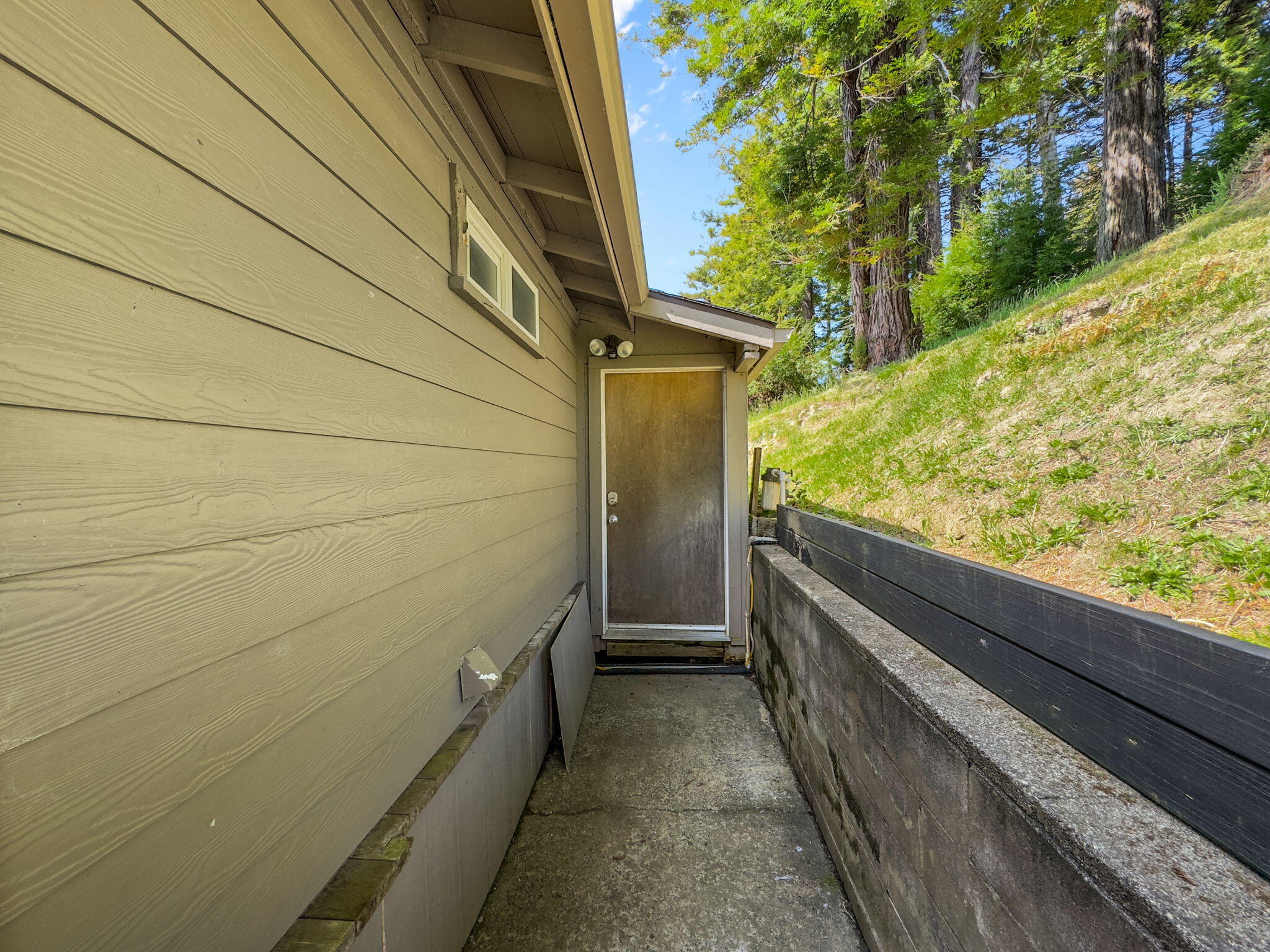 6337 Elk River Road Eureka, CA 95503 - Photo 51 of 57 81-web-or-mls-55AC1477-BA88-4F08-A955-96