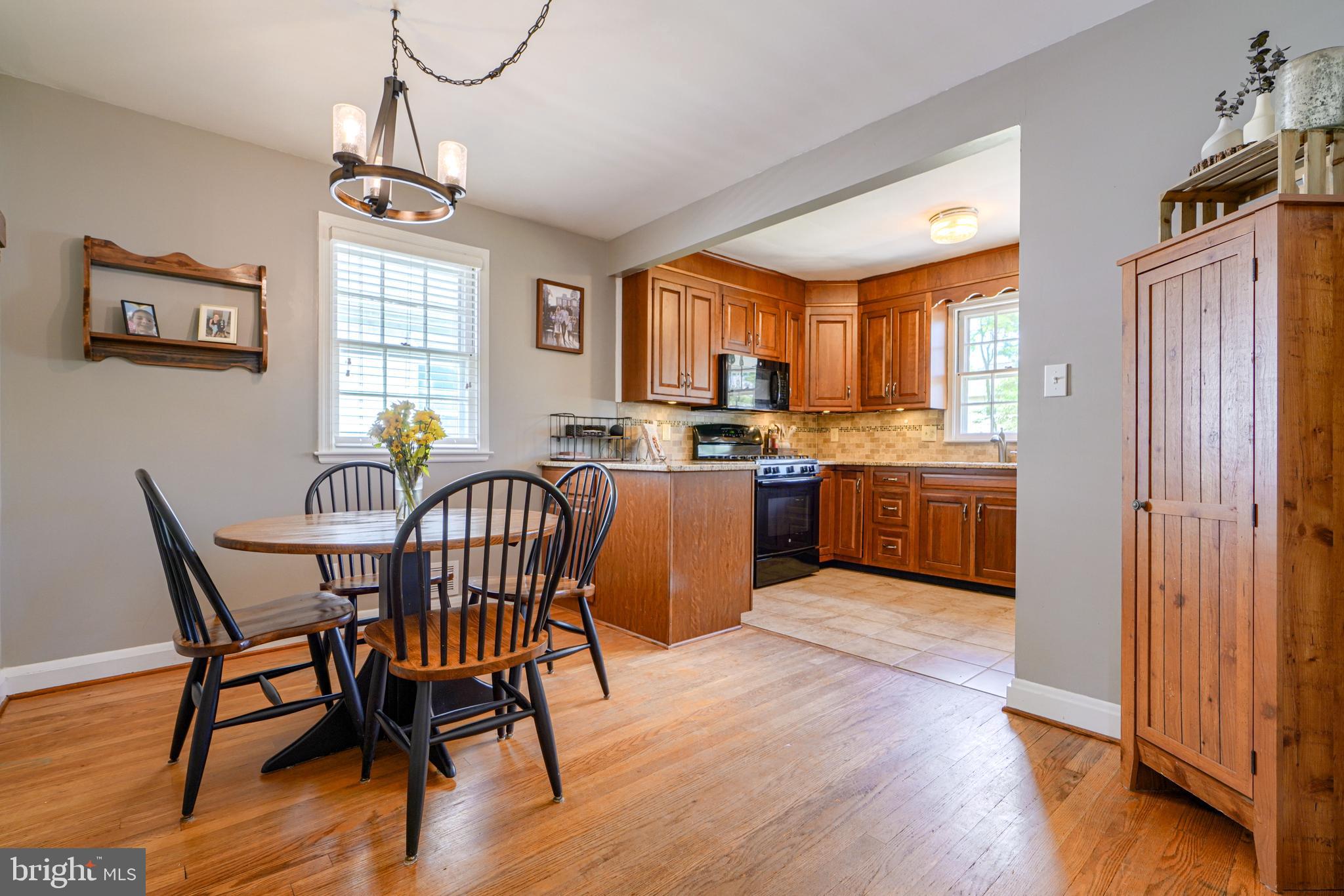 8029 Highpoint Road Parkville, MD 21234 - Photo 9 of 42 Gallery Image 9
