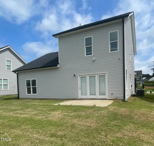 $2,085 | 32 Patagonia Place, Clayton, NC 27520