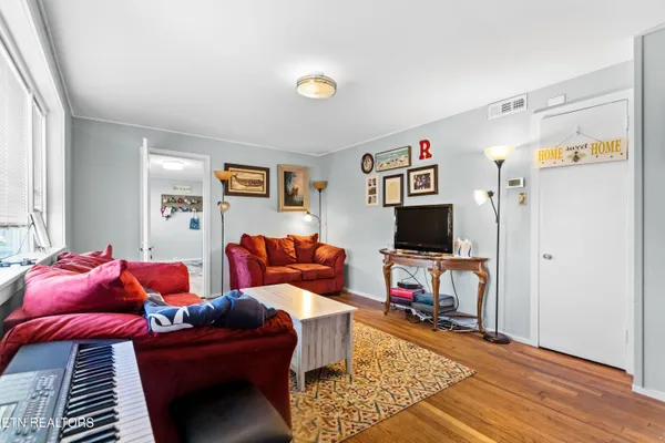 $499,000 | 111 Vienna Road, Oak Ridge, TN 37830