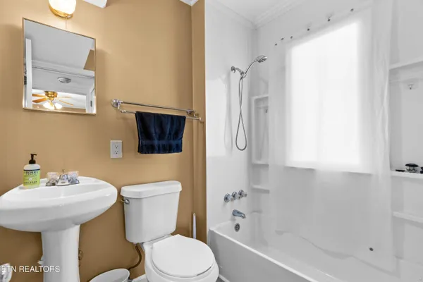 $499,000 | 111 Vienna Road, Oak Ridge, TN 37830