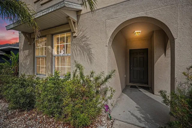 $470,000 | 10657 Standing Stone Drive, Wimauma, FL 33598