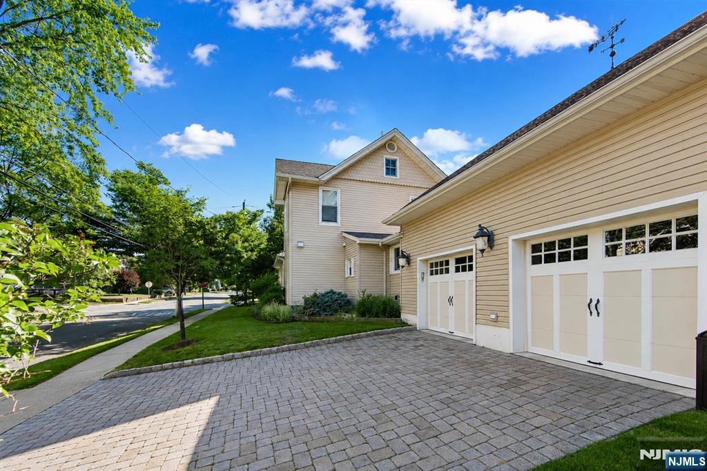 308 Demarest Avenue Closter, NJ 07624 - Photo 31 of 39